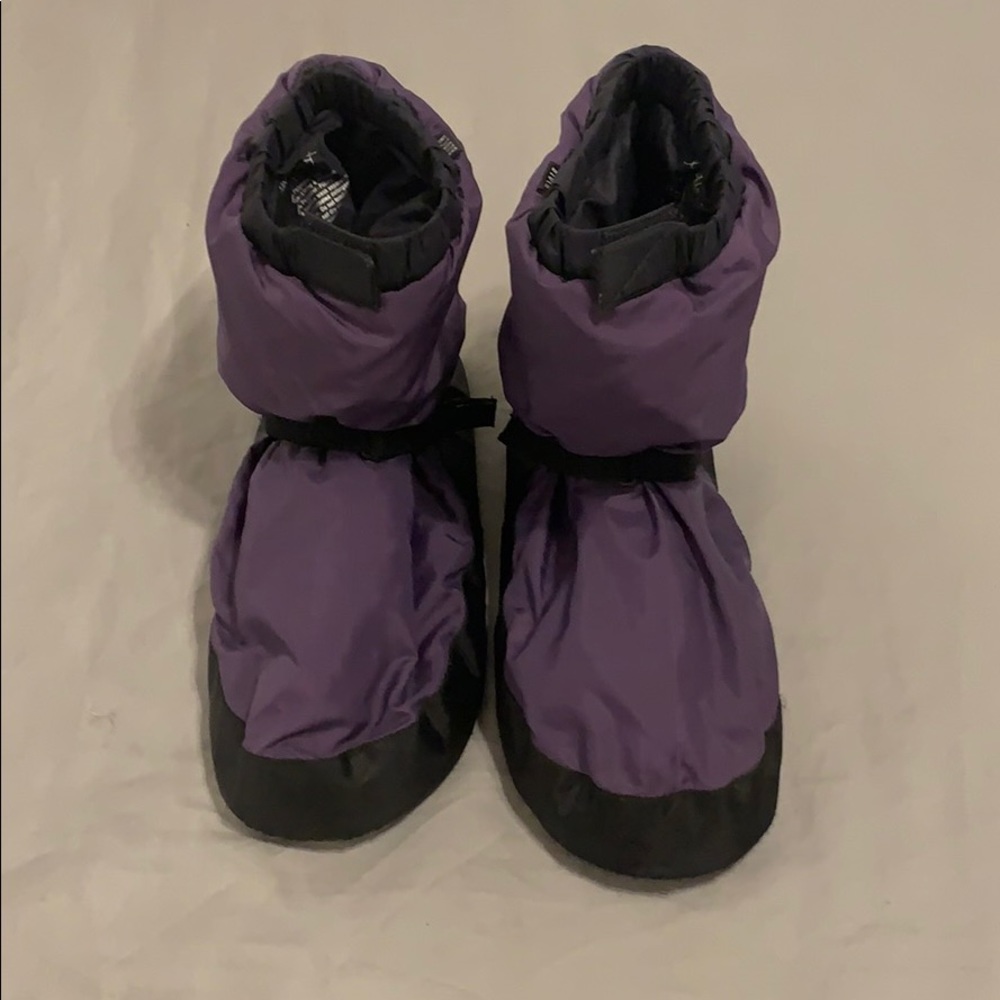 Bloch warmup booties